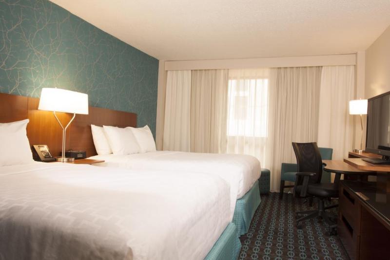 Fairfield Inn & Suites By Marriott Charlotte Uptown Exterior photo